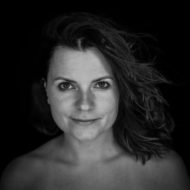 MartynaZabawy-2335-20230916-21-18-01_r5_Red_9